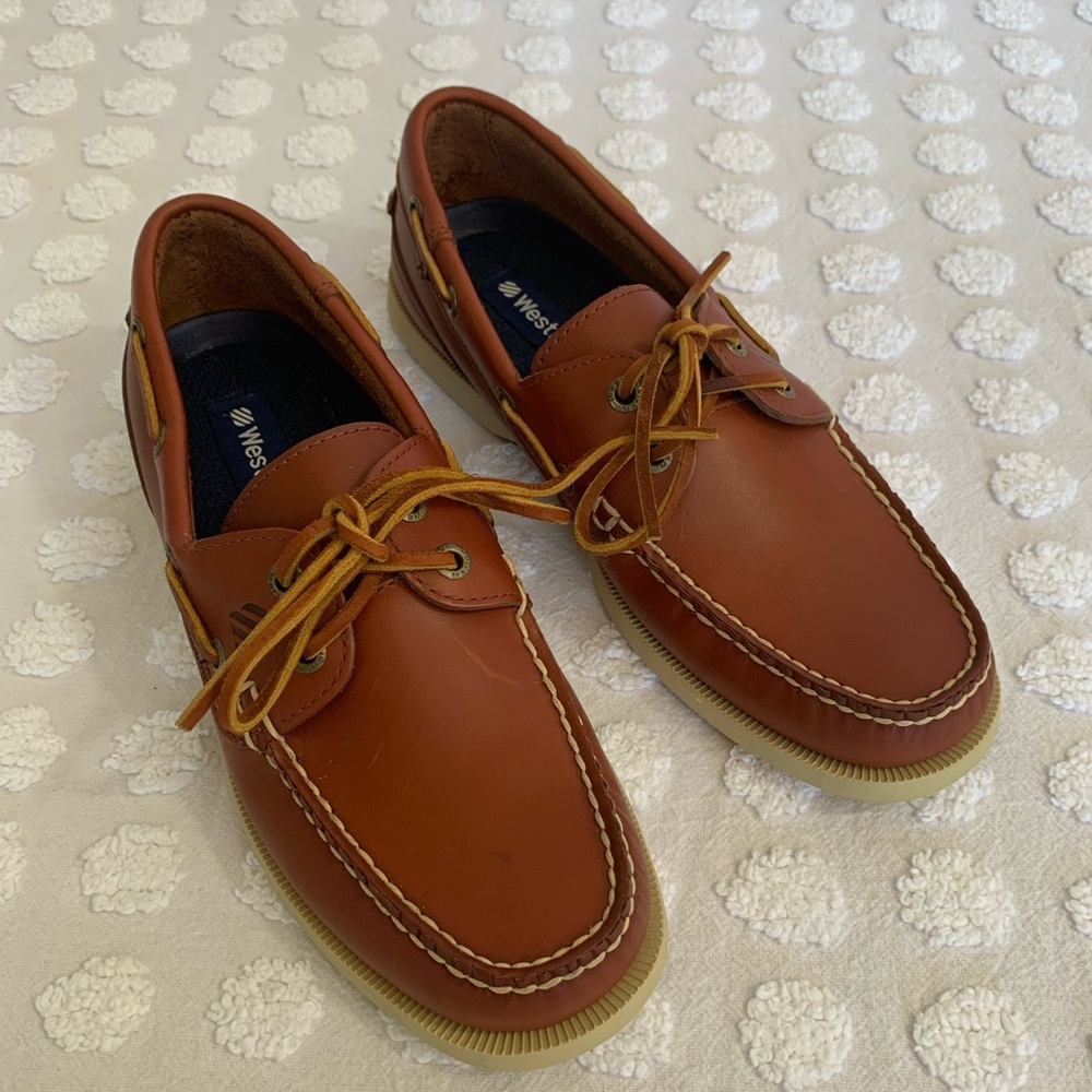 West Marine Women’s Classic Moc Boat Shoes Size 8